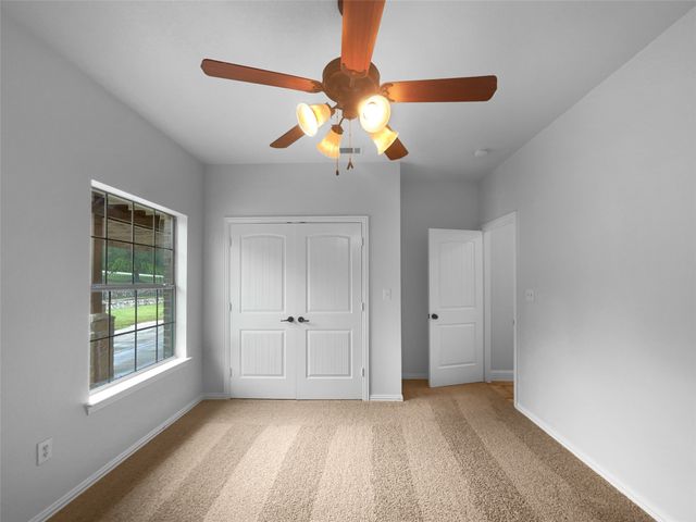 100 Horizon Circle, Azle, TX 76020