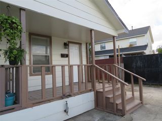 5010 Walker Street B, Houston, TX 77023