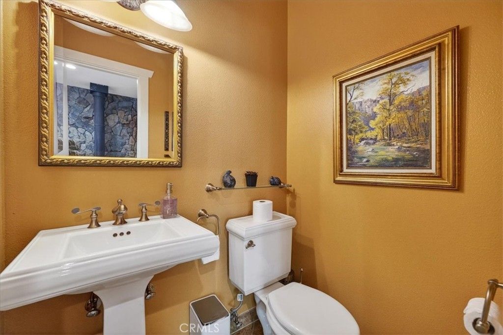 Image 18 of property listing at 915 Golf Club, Lake Almanor Peninsula, CA 96137