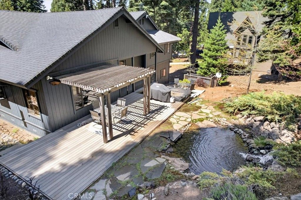 Image 2 of property listing at 915 Golf Club, Lake Almanor Peninsula, CA 96137