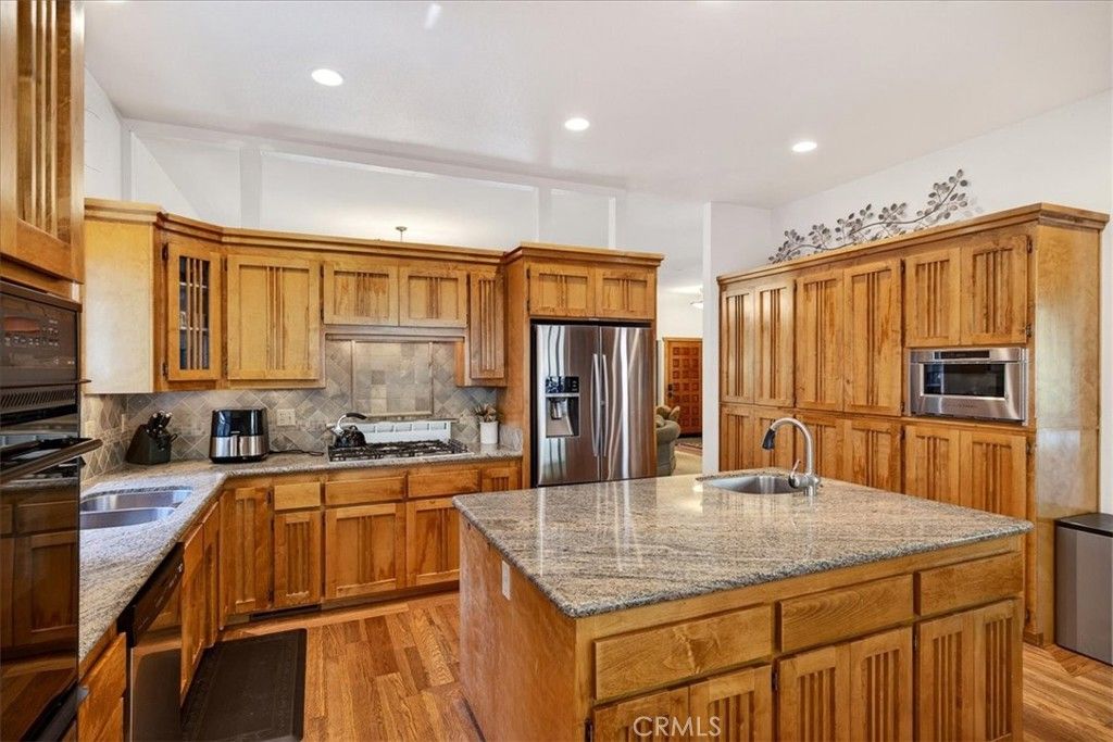 Image 20 of property listing at 915 Golf Club, Lake Almanor Peninsula, CA 96137