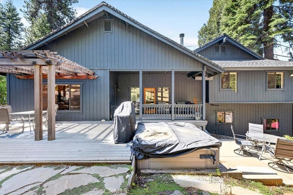 Image 52 of property listing at 915 Golf Club, Lake Almanor Peninsula, CA 96137