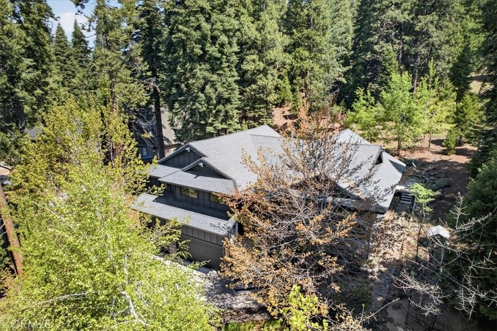 Image 56 of property listing at 915 Golf Club, Lake Almanor Peninsula, CA 96137