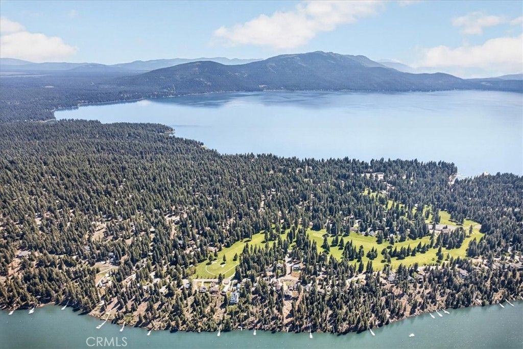 Image 58 of property listing at 915 Golf Club, Lake Almanor Peninsula, CA 96137