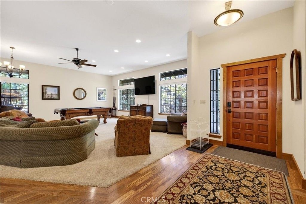 Image 7 of property listing at 915 Golf Club, Lake Almanor Peninsula, CA 96137