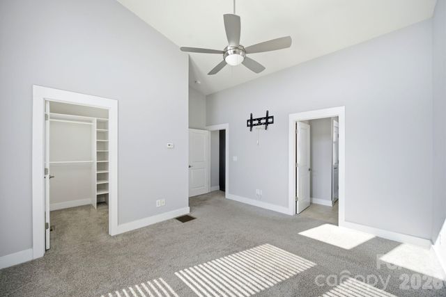 923 Warren Burgess Lane, Charlotte, NC 28205