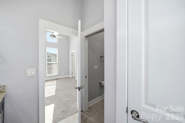 923 Warren Burgess Lane, Charlotte, NC 28205