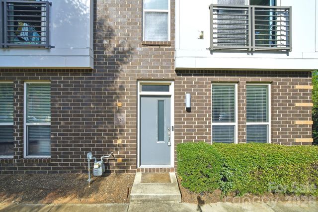 923 Warren Burgess Lane, Charlotte, NC 28205