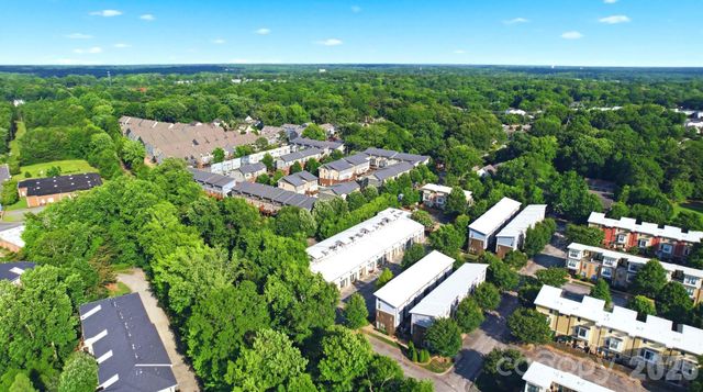 923 Warren Burgess Lane, Charlotte, NC 28205