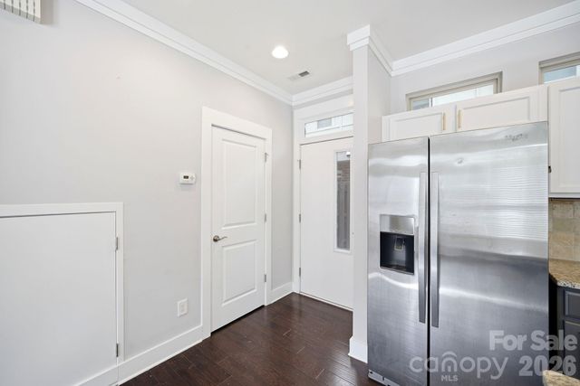 923 Warren Burgess Lane, Charlotte, NC 28205
