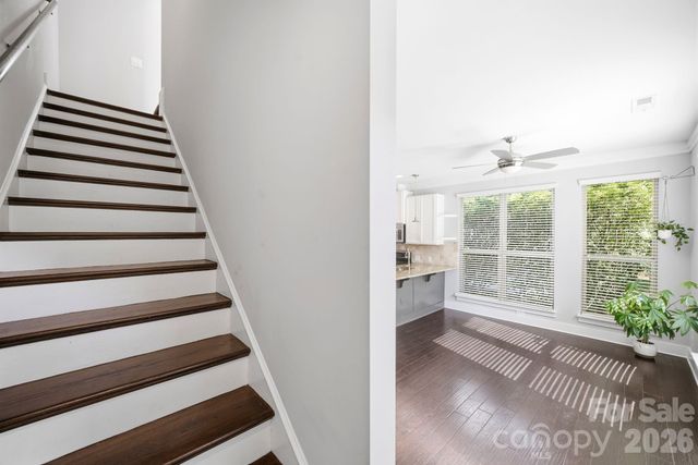 923 Warren Burgess Lane, Charlotte, NC 28205