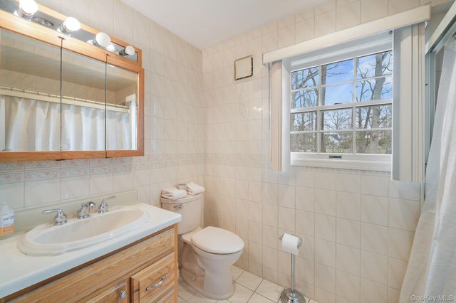 54 Douglas Court, Pearl River, NY 10965