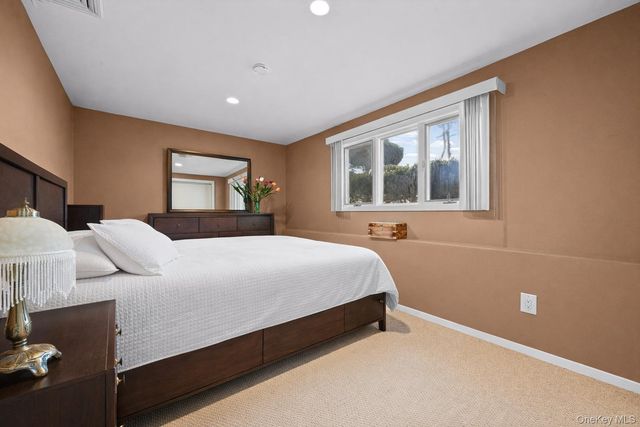 3727 Oceanside Road E, Oceanside, NY 11572