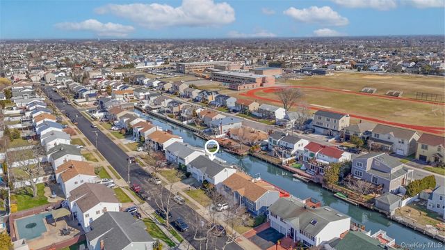 3727 Oceanside Road E, Oceanside, NY 11572