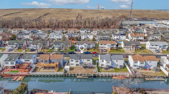 3727 Oceanside Road E, Oceanside, NY 11572