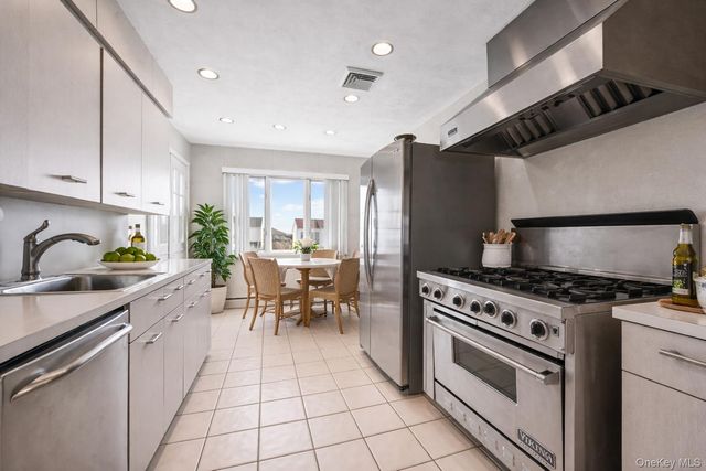 3727 Oceanside Road E, Oceanside, NY 11572