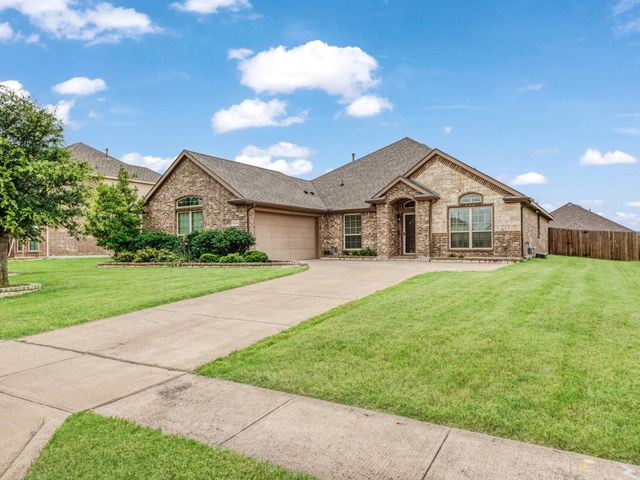1114 Daventry Drive, Glenn Heights, TX 75154