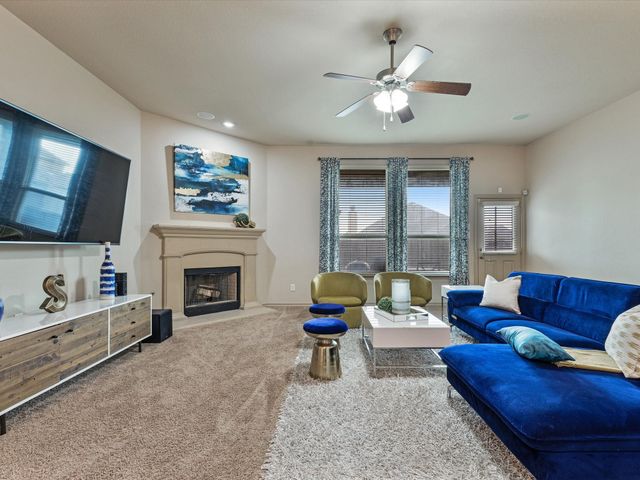 1114 Daventry Drive, Glenn Heights, TX 75154
