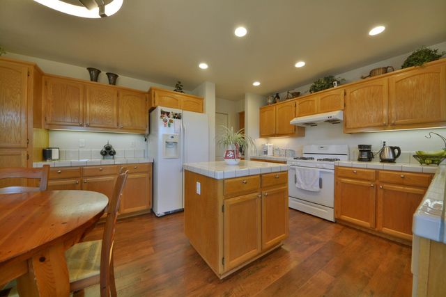 3155 Autumn Chase Cir, Stockton, CA 95219