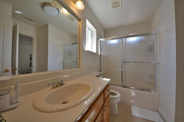 3155 Autumn Chase Cir, Stockton, CA 95219