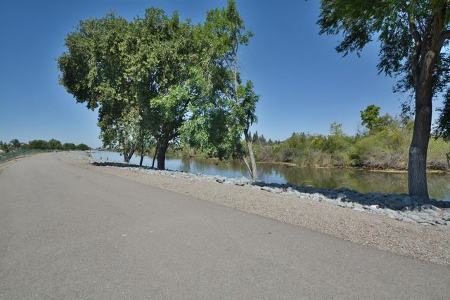 3155 Autumn Chase Cir, Stockton, CA 95219