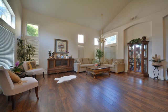 3155 Autumn Chase Cir, Stockton, CA 95219