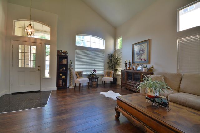 3155 Autumn Chase Cir, Stockton, CA 95219