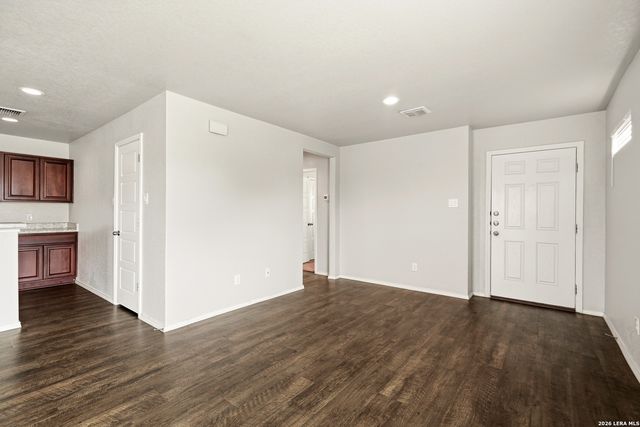 7610 Twin Pine, Converse, TX 78109