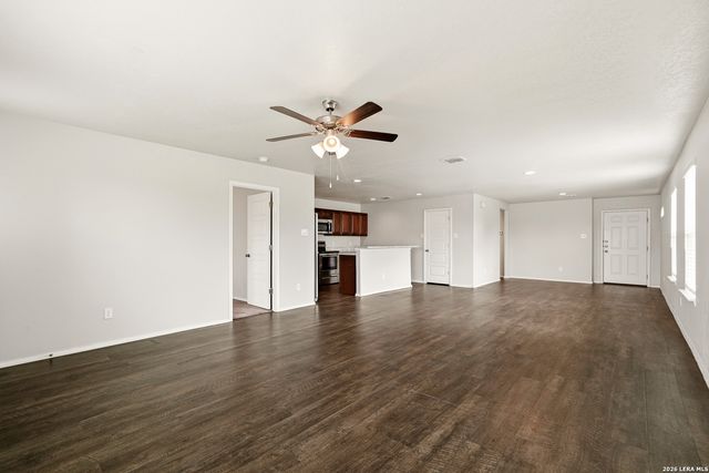 7610 Twin Pine, Converse, TX 78109