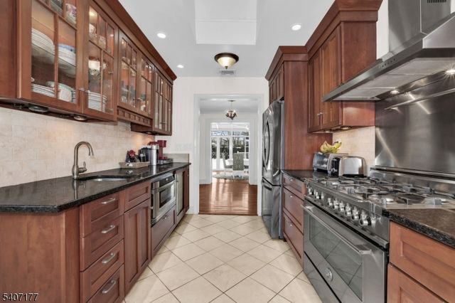 7 Dale Ave, Pequannock Twp., NJ 07444