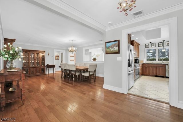 7 Dale Ave, Pequannock Twp., NJ 07444