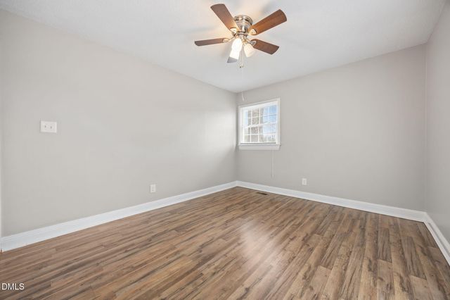 226 Lakeview Drive, Spring Lake, NC 28390