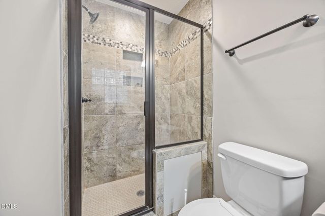 226 Lakeview Drive, Spring Lake, NC 28390