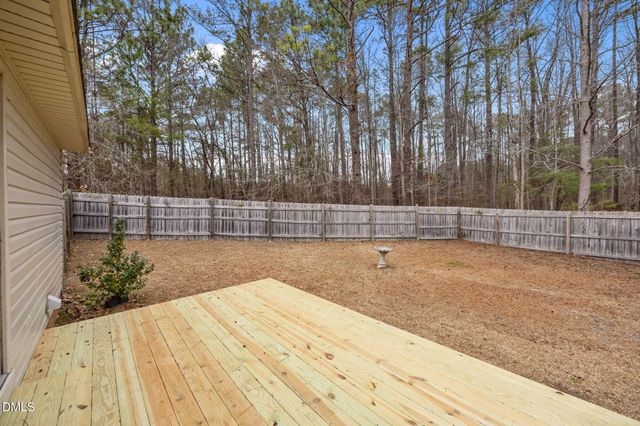 226 Lakeview Drive, Spring Lake, NC 28390