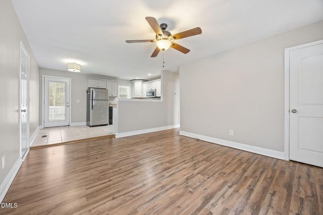 226 Lakeview Drive, Spring Lake, NC 28390