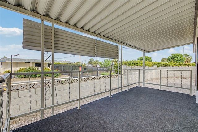 5512 Aldama Road, Las Vegas, NV 89122