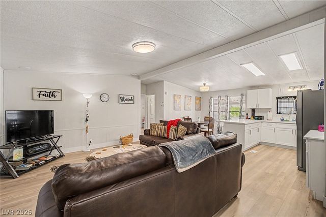 5512 Aldama Road, Las Vegas, NV 89122