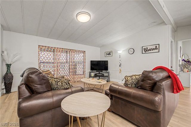 5512 Aldama Road, Las Vegas, NV 89122