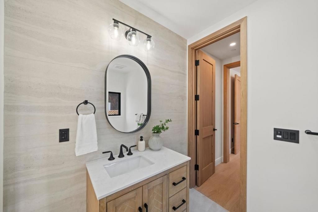 Image 34 of property listing at 1548 Cypress Avenue, Burlingame, CA 94010