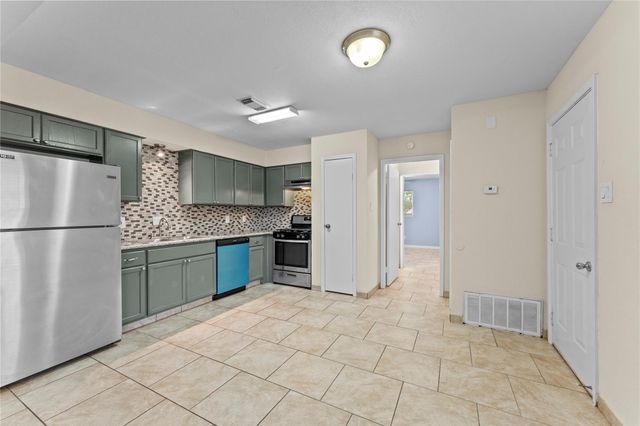 5035 Reno Drive, Pasadena, TX 77505