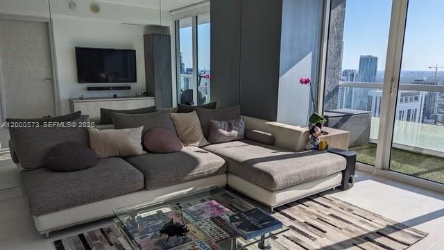 50 Biscayne Blvd 5107, Miami, FL 33132