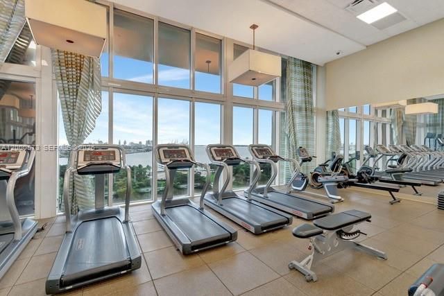 50 Biscayne Blvd 5107, Miami, FL 33132