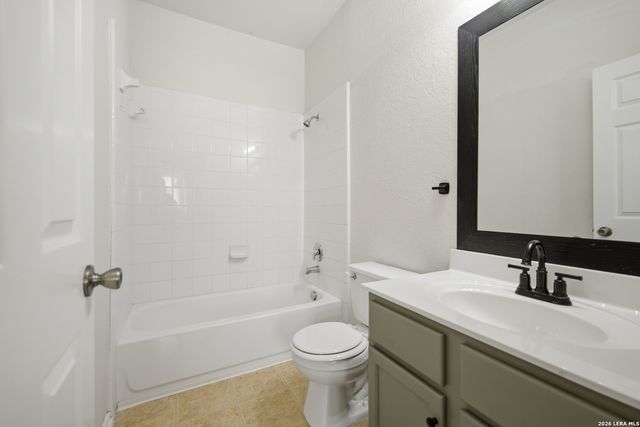 855 Avery, New Braunfels, TX 78130