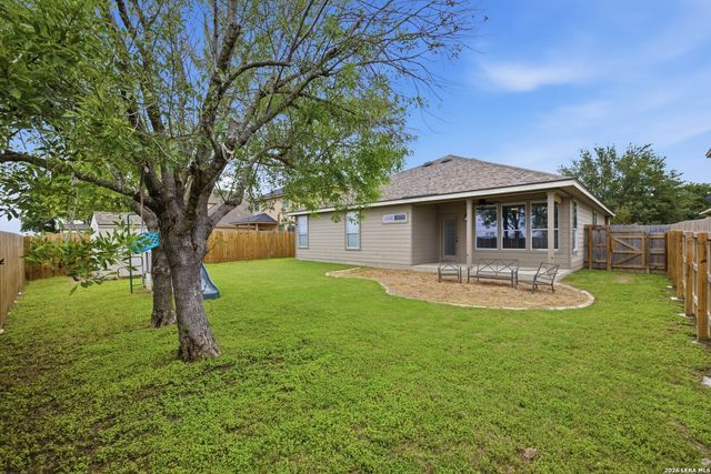 855 Avery, New Braunfels, TX 78130