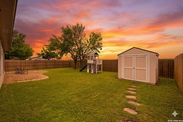 855 Avery, New Braunfels, TX 78130
