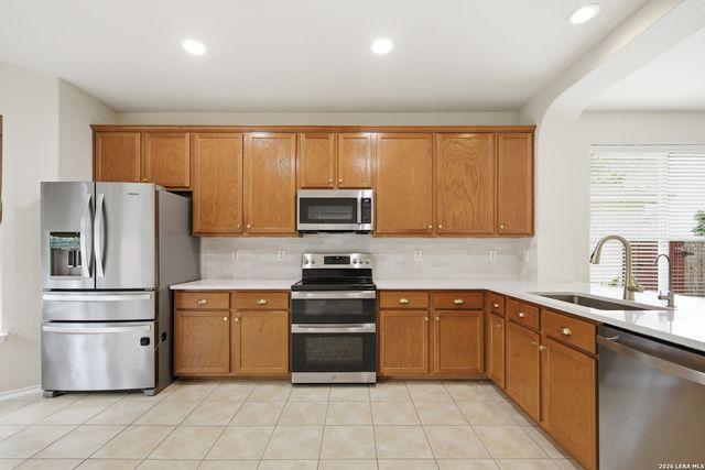 855 Avery, New Braunfels, TX 78130