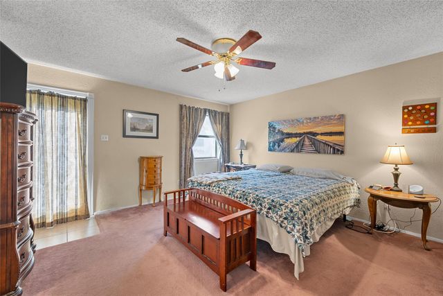 525 Angel Fire Drive, Hewitt, TX 76643