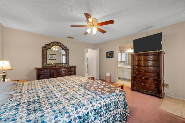 525 Angel Fire Drive, Hewitt, TX 76643