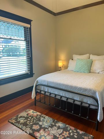 213 S Main Street, Breaux Bridge, LA 70517