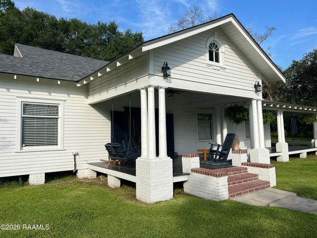 213 S Main Street, Breaux Bridge, LA 70517